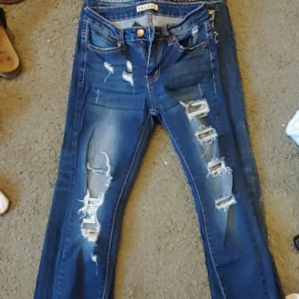 Ripped jeans